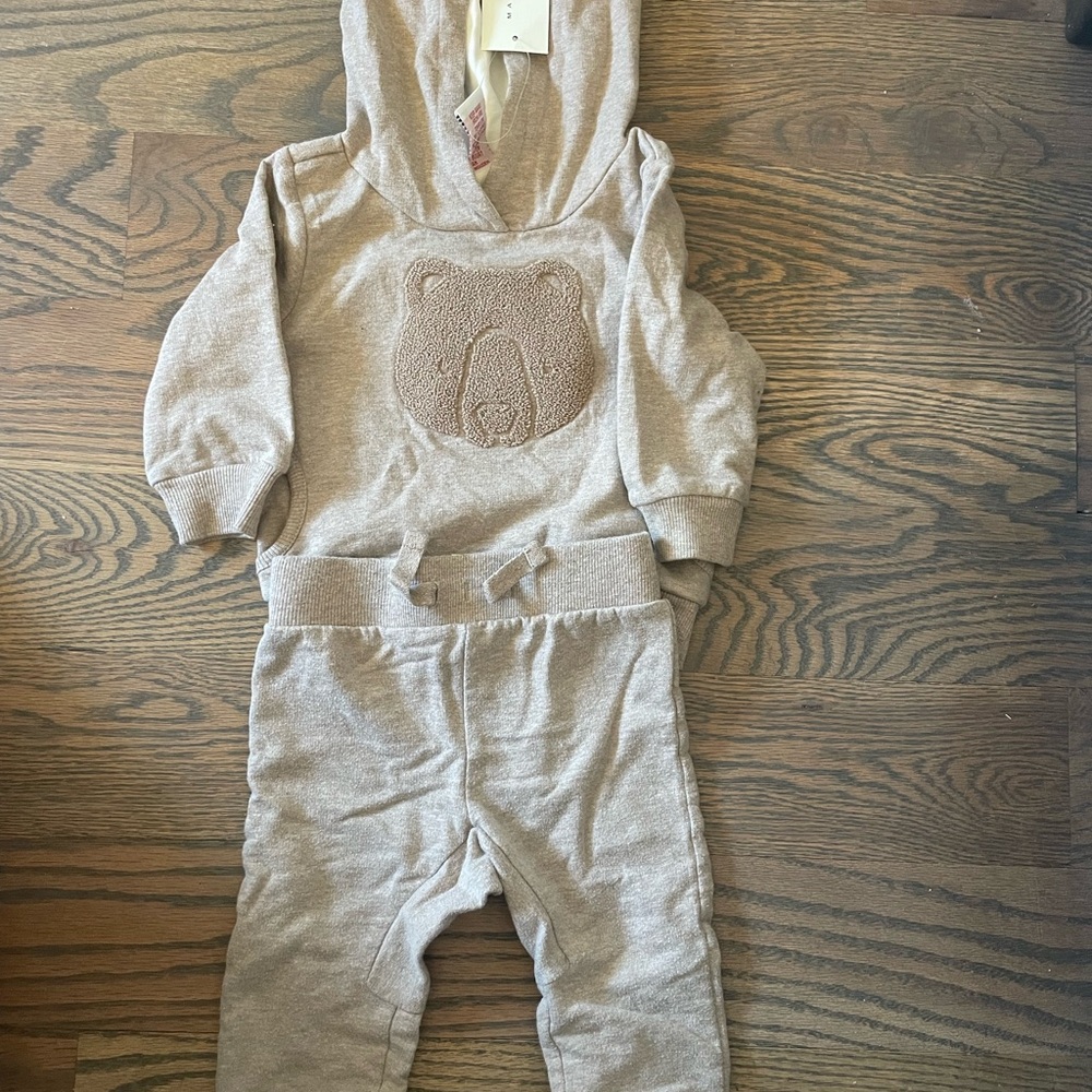 Max Studio Baby Tan Outfit